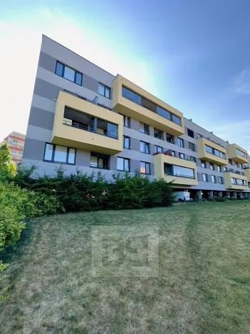 Pronájem bytu 1+kk, Praha - Letňany, Pavla Beneše, 37 m2