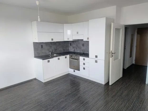 Pronájem bytu 2+kk, Praha - Troja, Hnězdenská, 44 m2