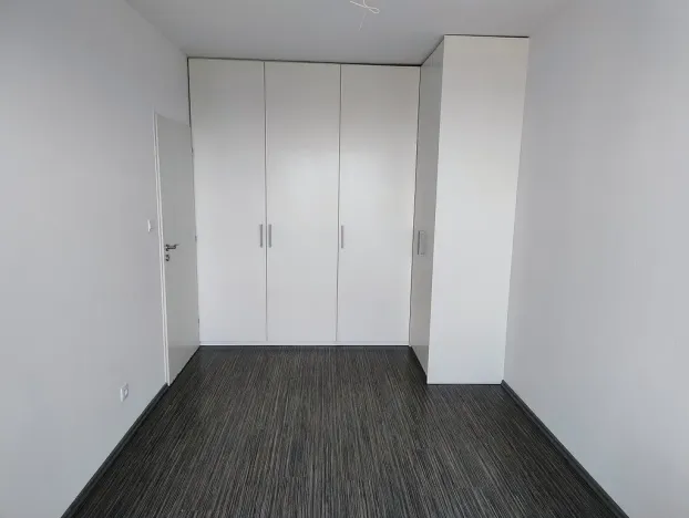 Pronájem bytu 2+kk, Praha - Troja, Hnězdenská, 44 m2