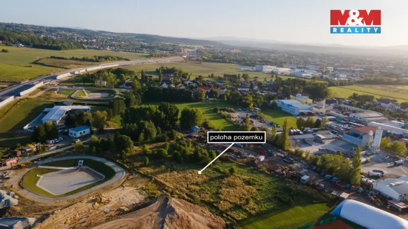 Prodej komerčního pozemku, Vráto, 13000 m2