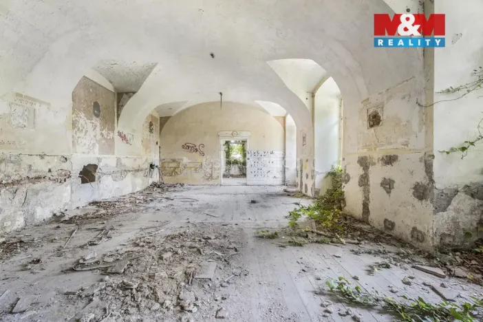 Prodej komerčního pozemku, Zvoleněves, 18500 m2