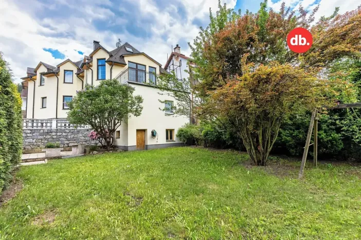 Prodej rodinného domu, Karlovy Vary, Krokova, 280 m2
