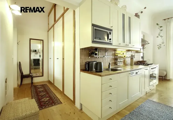 Pronájem bytu 2+1, Praha - Vinohrady, Voroněžská, 70 m2