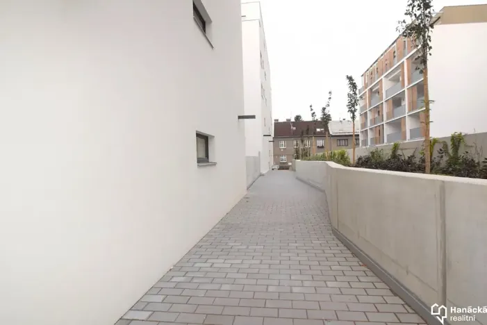 Pronájem bytu 1+kk, Olomouc, Rokycanova, 35 m2