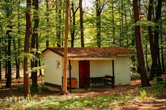 Prodej ubytování, Holice, 1644 m2