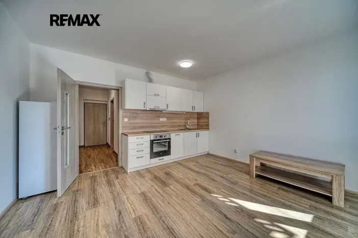 Pronájem bytu 1+kk, Poděbrady, Nerudova, 31 m2