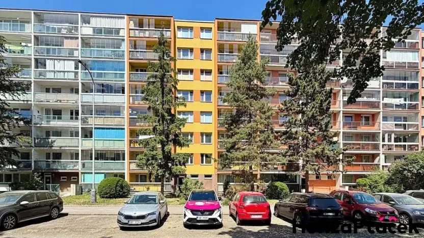 Prodej bytu 3+1, Praha - Prosek, Veltruská, 60 m2