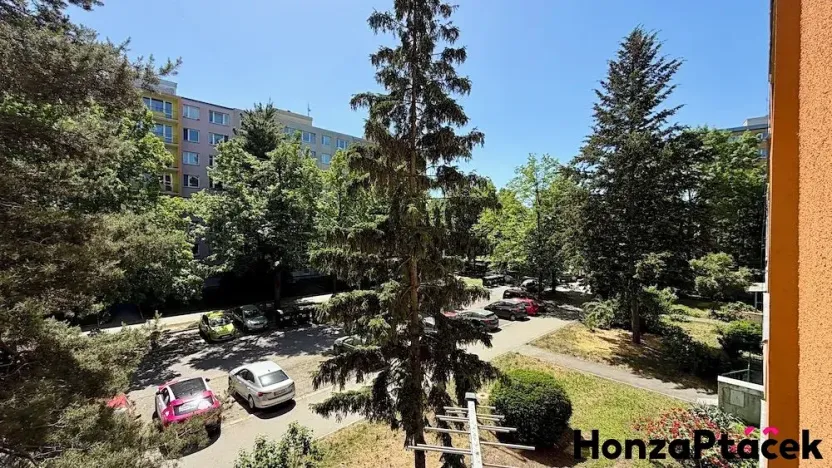 Prodej bytu 3+1, Praha - Prosek, Veltruská, 60 m2