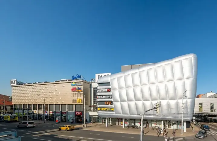 Pronájem kanceláře, České Budějovice, Pražská tř., 155 m2