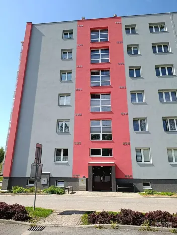 Pronájem bytu 2+1, Hostinné, Sídliště, 53 m2