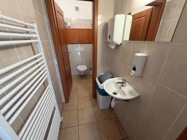 Pronájem skladu, Jihlava, 600 m2