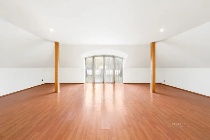 Prodej rodinného domu, Strančice - Všechromy, 295 m2
