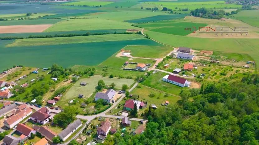 Prodej pozemku pro bydlení, Lužany, 1959 m2