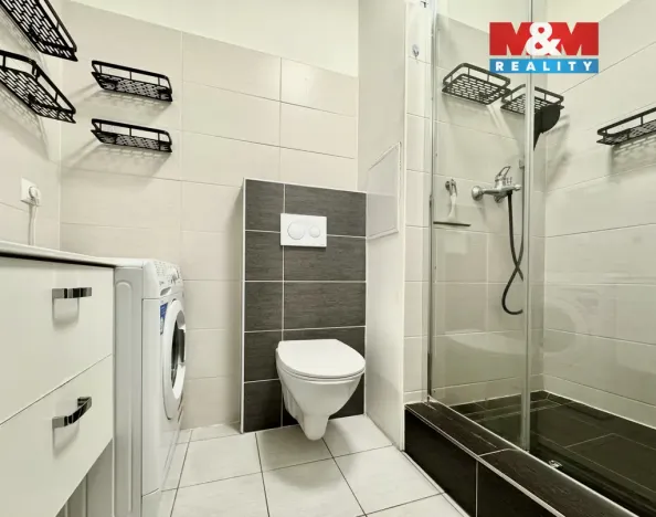 Pronájem bytu 2+1, Chomutov, Blatenská, 51 m2