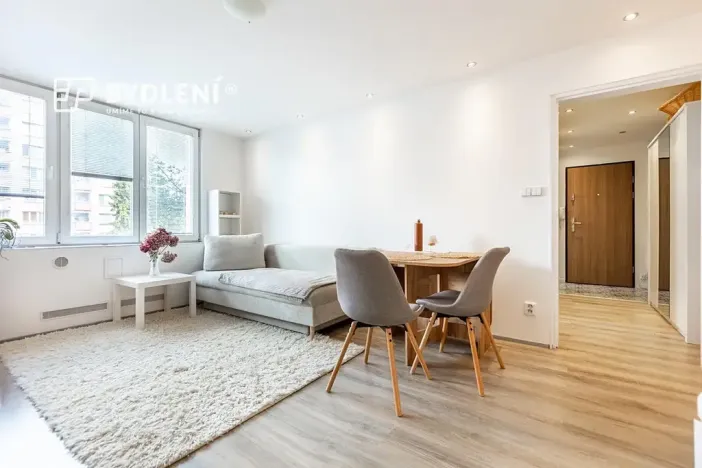 Pronájem bytu 1+1, Teplice, Duchcovská, 37 m2