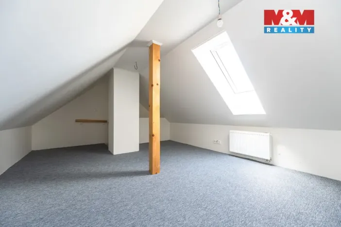 Prodej bytu 3+kk, Břežany II, 85 m2