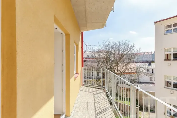 Pronájem bytu 1+kk, Praha - Libeň, Kotlaska, 25 m2
