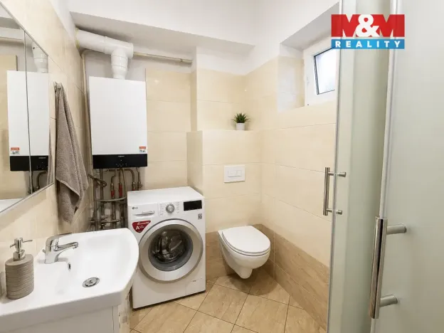 Pronájem bytu 2+1, Olomouc - Holice, Náves Svobody, 72 m2