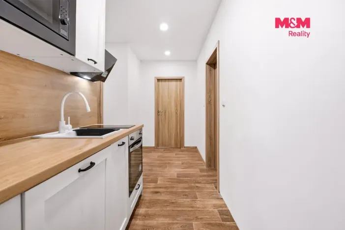 Pronájem bytu 2+1, Česká Lípa, Železničářská, 61 m2