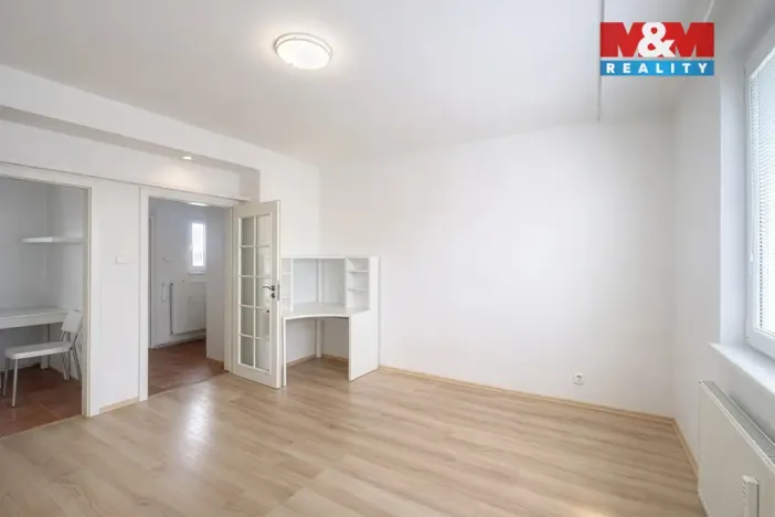 Pronájem bytu 2+kk, Praha - Strašnice, U trati, 46 m2
