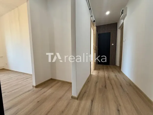 Pronájem bytu 1+1, Orlová, Masarykova třída, 40 m2
