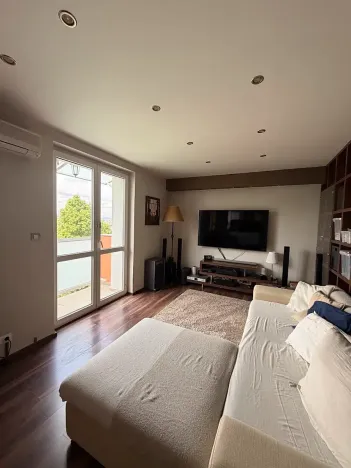 Prodej bytu 3+kk, Praha - Záběhlice, Holčovická, 73 m2