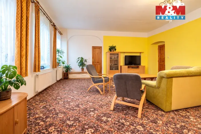 Prodej bytu 4+1, Nový Bor - Arnultovice, 97 m2