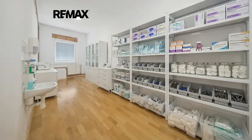 Prodej ordinace, Česká Lípa, Pod Holým vrchem, 196 m2