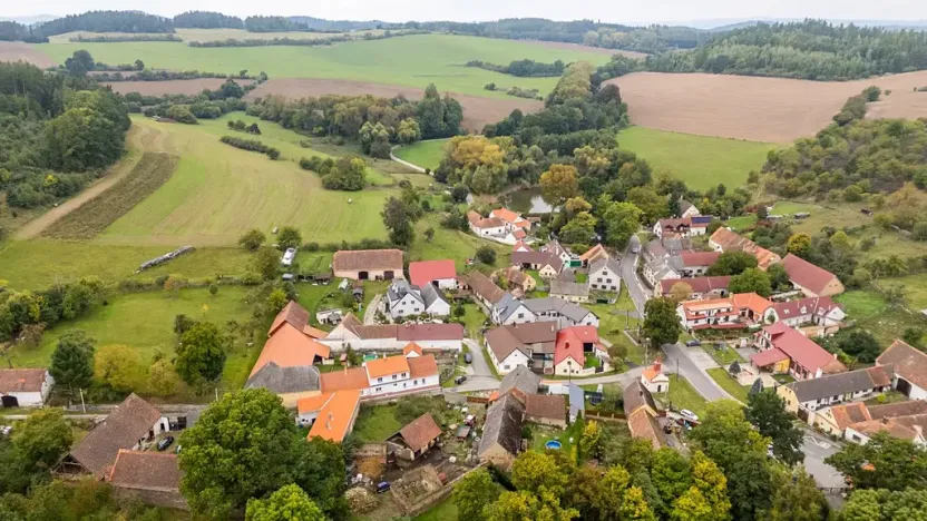 Prodej zemědělské usedlosti, Kalenice, 100 m2