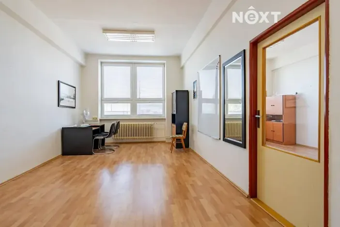 Pronájem výrobních prostor, Český Krumlov, Tovární, 6054 m2