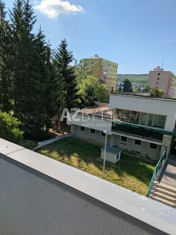 Pronájem bytu 1+kk, Praha - Motol, Hennerova, 37 m2