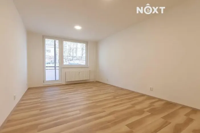 Pronájem bytu 1+1, Zlín, Družstevní, 35 m2