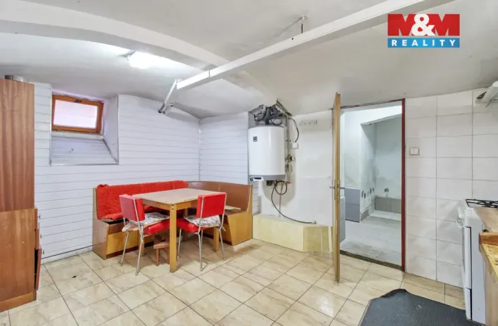 Prodej rodinného domu, Chomutov, Palachova, 252 m2