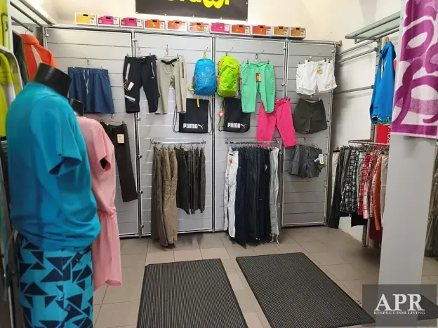 Pronájem obchodního prostoru, Uherský Brod, Masarykovo nám., 50 m2