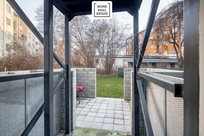Pronájem bytu 2+kk, Praha - Strašnice, Černokostelecká, 40 m2