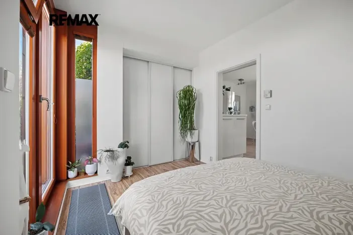 Prodej bytu 2+kk, Praha - Žižkov, Pod lipami, 45 m2