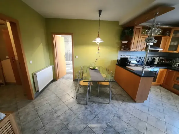 Pronájem rodinného domu, Liberec, Irkutská, 250 m2