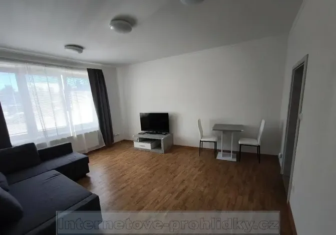 Pronájem bytu 2+1, Kladno, 57 m2