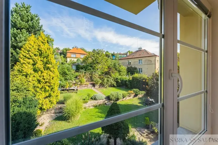Pronájem bytu 2+kk, Praha - Smíchov, Pod hájem, 65 m2