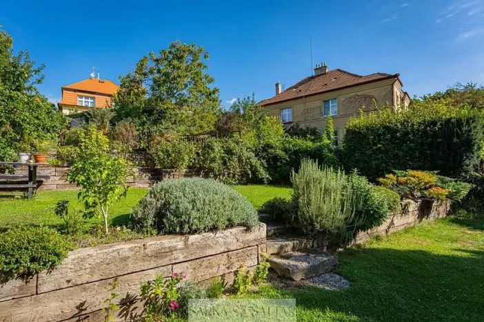 Pronájem bytu 2+kk, Praha - Smíchov, Pod hájem, 65 m2