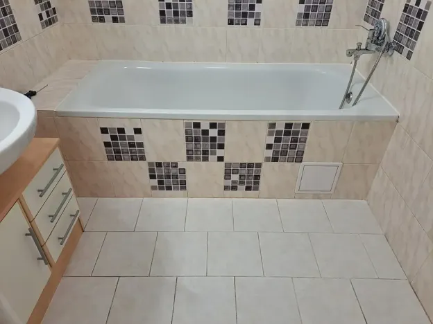 Pronájem bytu 2+1, Hradec Králové, U Koruny, 75 m2