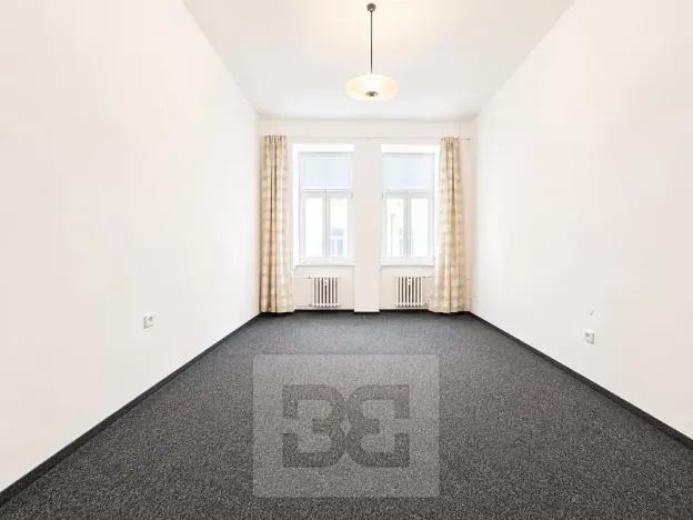 Pronájem bytu 1+1, Brno, Körnerova, 40 m2