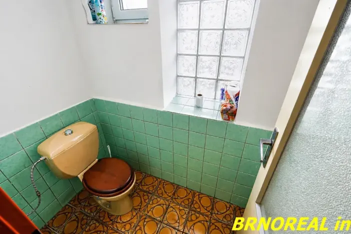 Prodej rodinného domu, Želeč, 237 m2