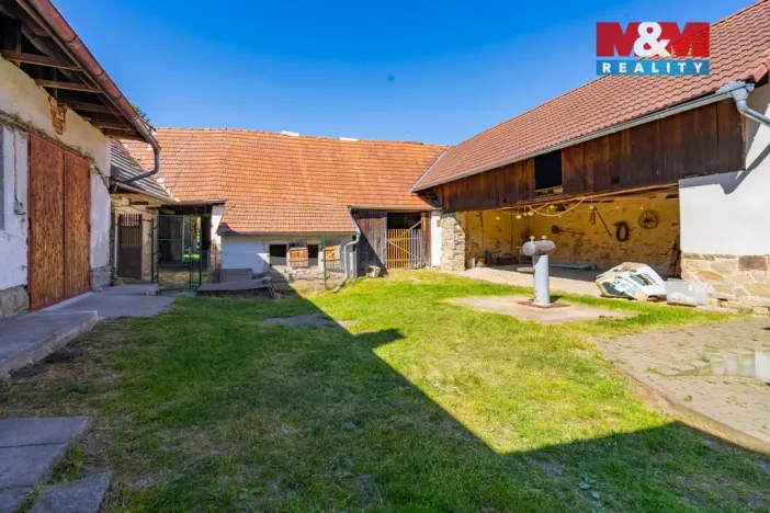 Prodej rodinného domu, Borovany - Dvorec, 220 m2