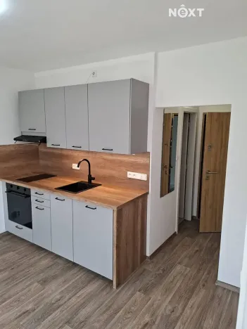 Pronájem bytu 1+1, Tábor, Sokolovská, 37 m2