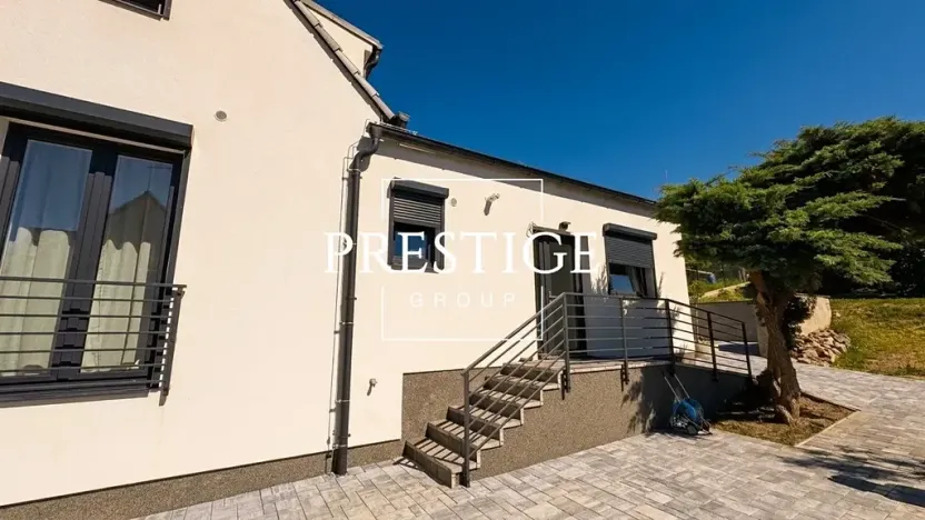 Pronájem rodinného domu, Stehelčeves, V. Moravce, 120 m2