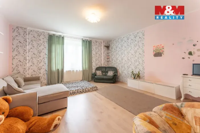 Prodej rodinného domu, Oskořínek, Novodvorská, 400 m2