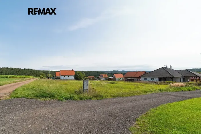 Prodej pozemku pro bydlení, Mlečice, 983 m2