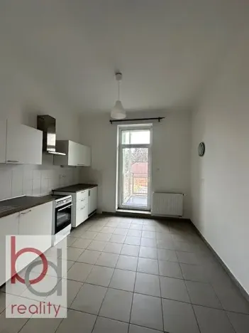 Pronájem bytu 1+1, České Budějovice, Matice školské, 38 m2