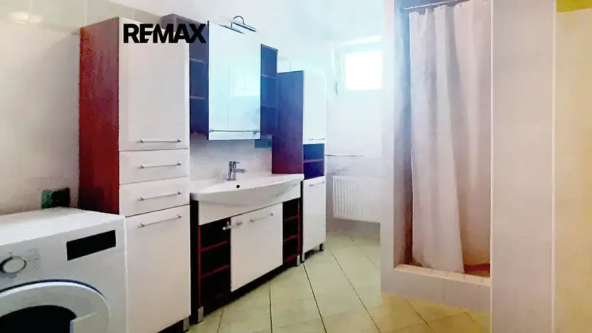 Pronájem bytu 2+kk, Kolín, Třídvorská, 63 m2